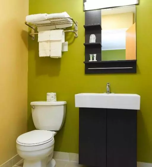 Hotel Capital Inn & Suites