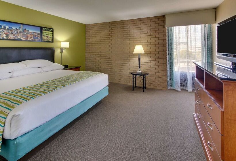 Отель Heritage Inn Suites Houston Sugar Land, Trademark By Wyndham