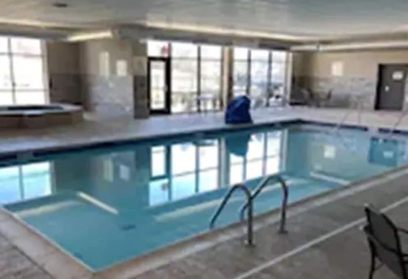 호텔 Lotus Kansas City Merriam