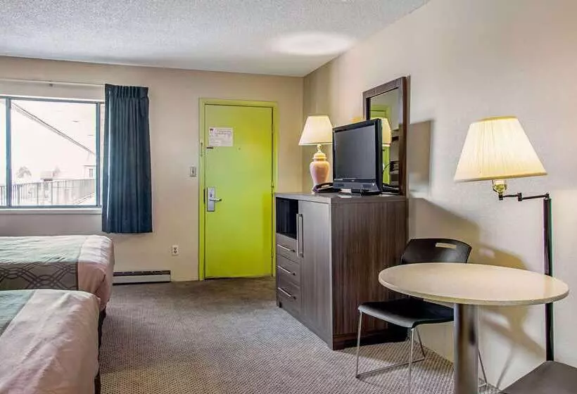 ホテル Econo Lodge Cortez Near Mesa Verde