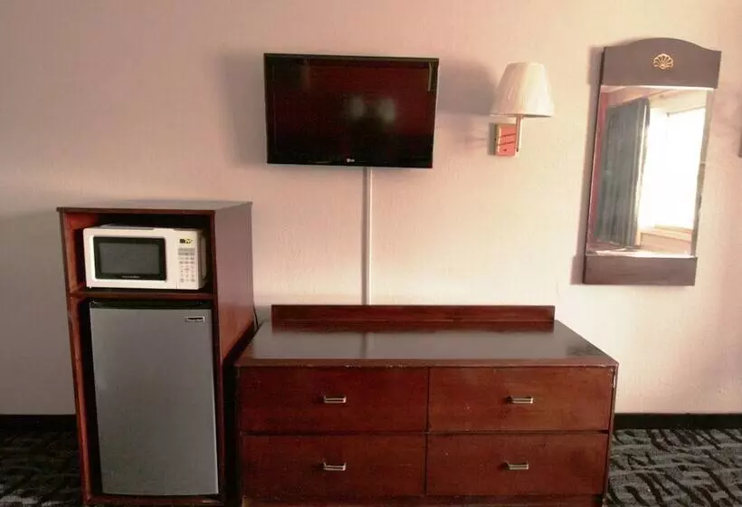 Отель Economy Inn