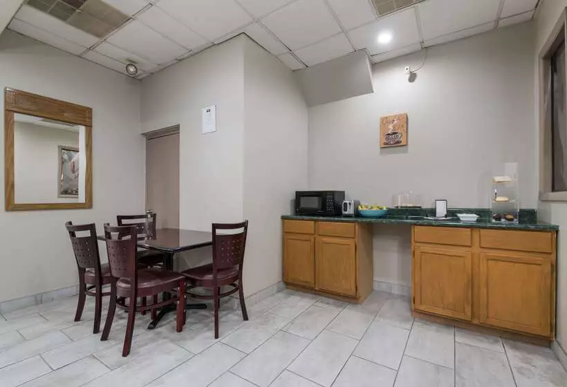 酒店 Rodeway Inn Wormleysburg – Harrisburg