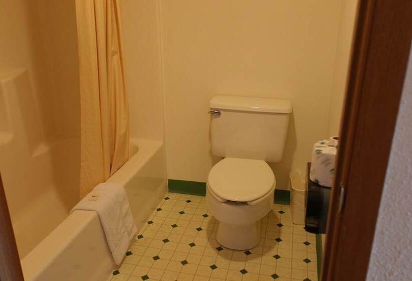 فندق State Line Inn