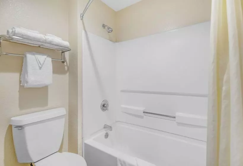 酒店 Surestay  By Best Western Fontana