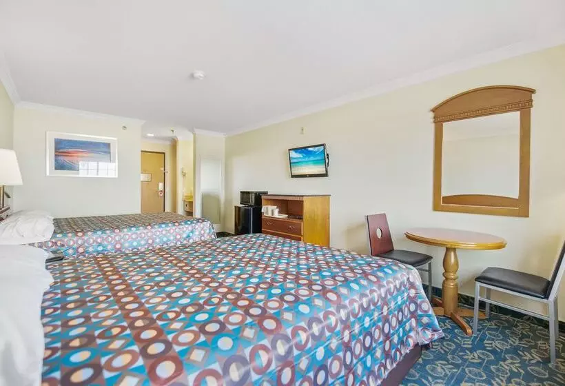 酒店 Surestay  By Best Western Fontana