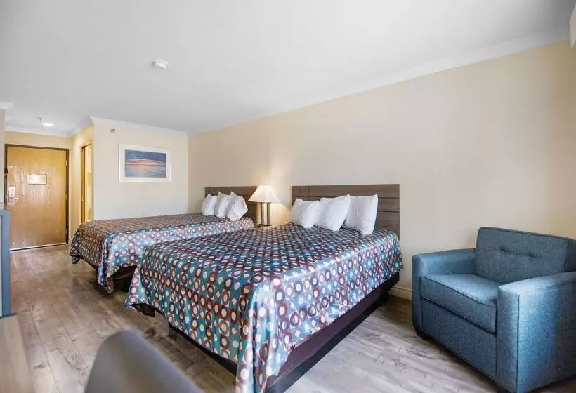 酒店 Surestay  By Best Western Fontana