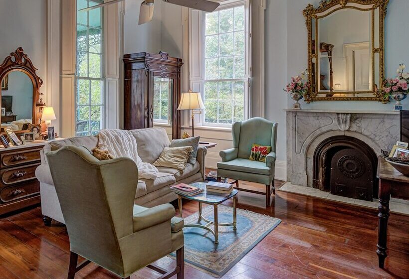 فندق The Duff Green Mansion