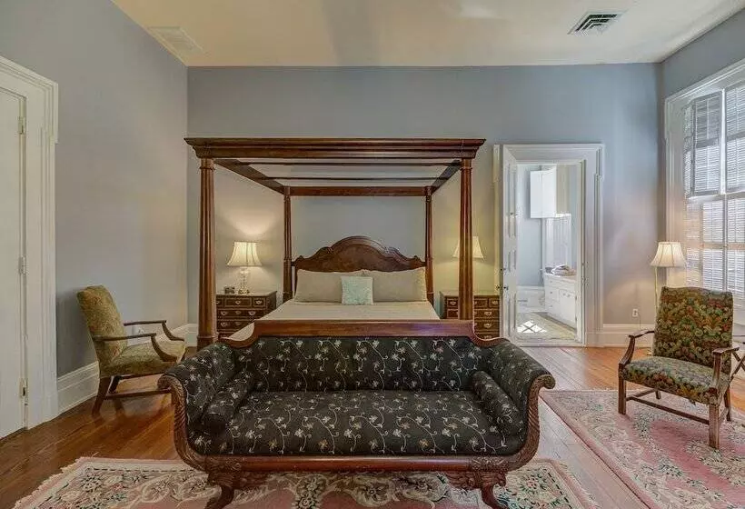 ホテル The Duff Green Mansion