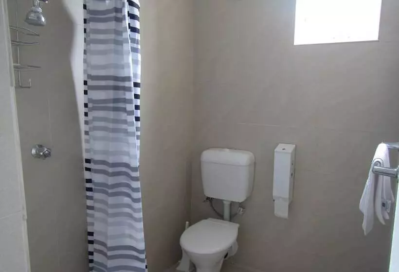 Retkeilymaja Manly Bunkhouse