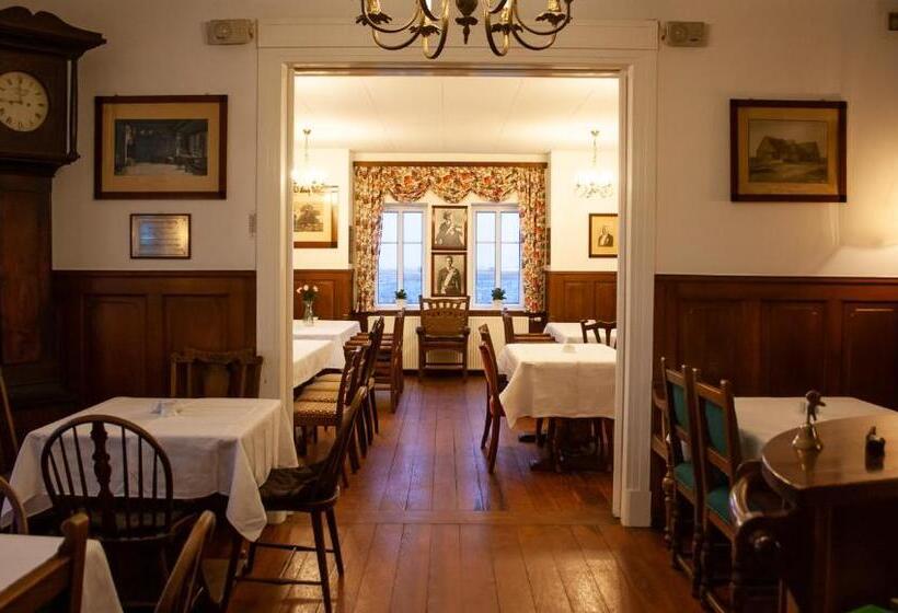 Хостел Ballum Slusekro