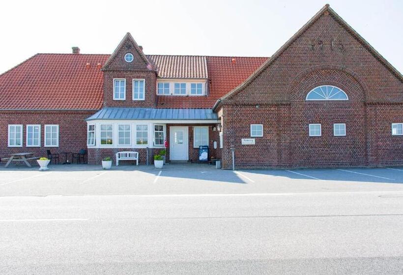 Хостел Ballum Slusekro