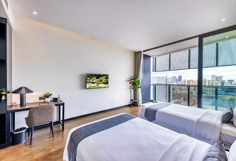 Luxcity Hotel & Apartment