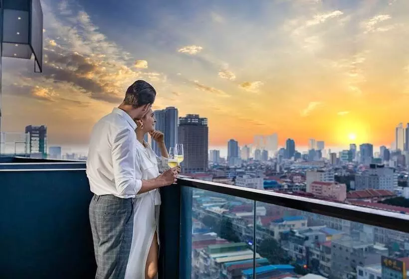 Luxcity Hotel & Apartment