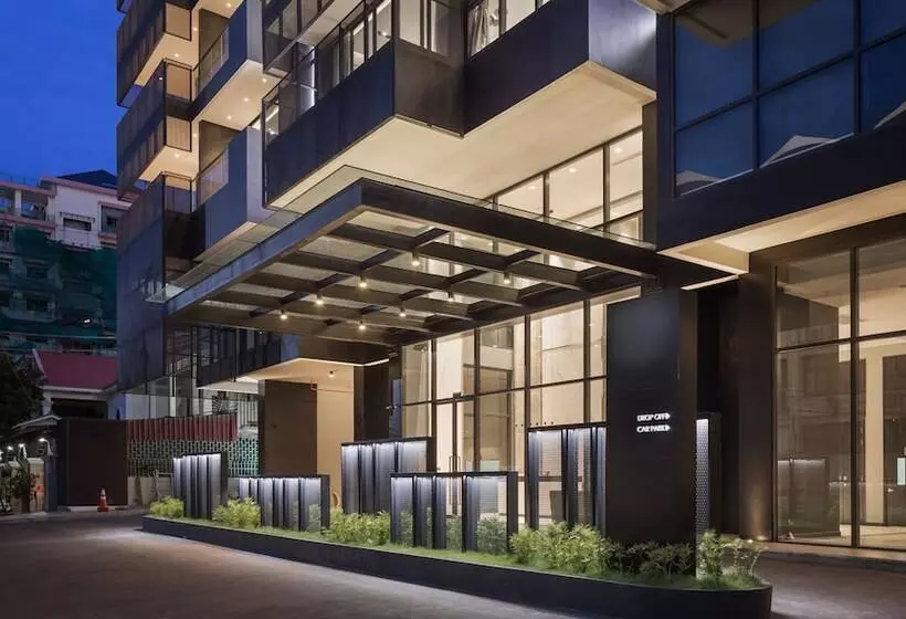 Luxcity Hotel & Apartment