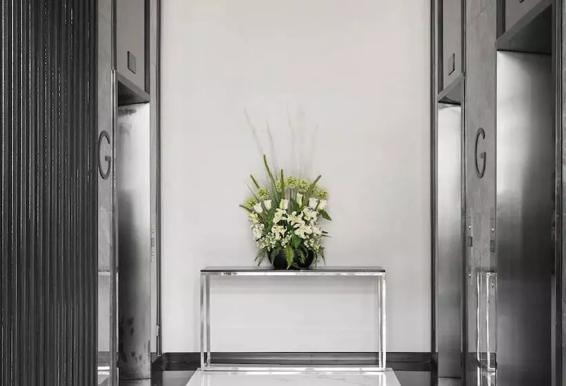 Luxcity Hotel & Apartment