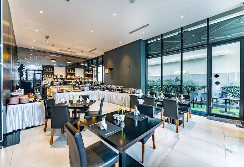 Luxcity Hotel & Apartment