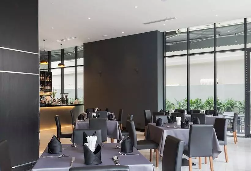 Luxcity Hotel & Apartment