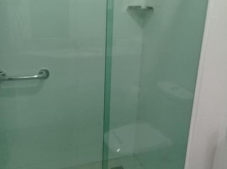 ホテル Maestro Express