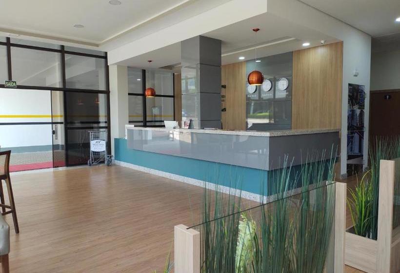 ホテル Maestro Express