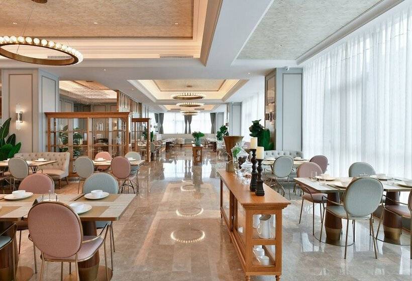 בית מלון כפרי Mercure Yibin Port