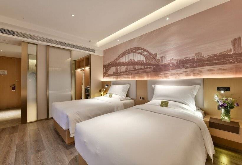 בית מלון כפרי Mercure Yibin Port