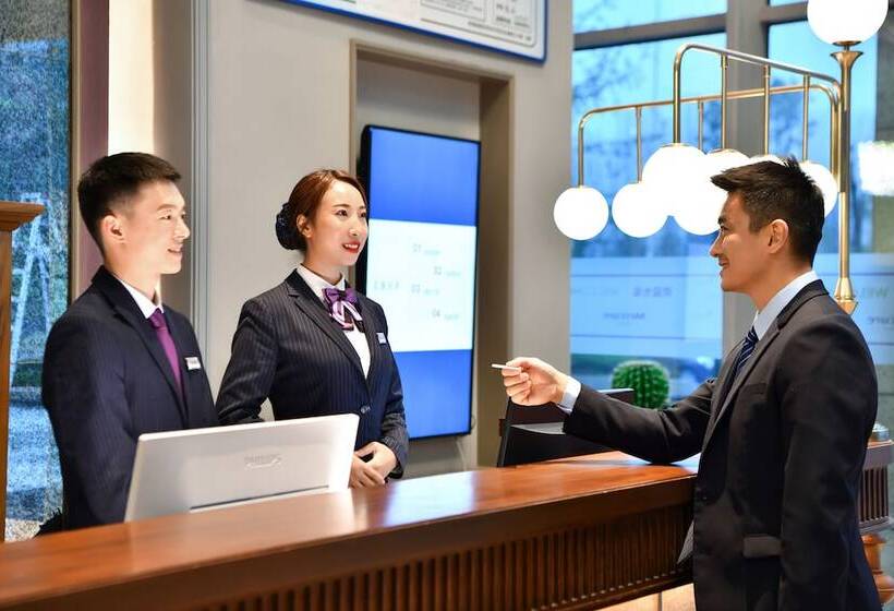 בית מלון כפרי Mercure Yibin Port