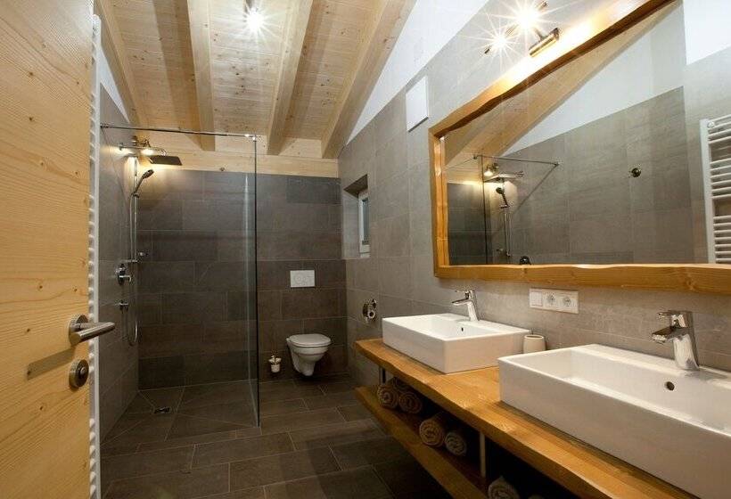 Palazi Apartments Und Spa