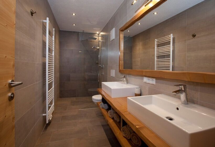 Palazi Apartments Und Spa