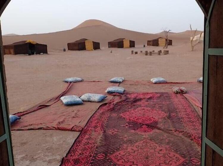 Pension (Hôtel basse catégorie) Atta Desert Camp