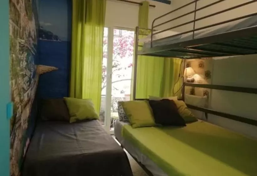 ペンション Habitacions Can Pau Guest House