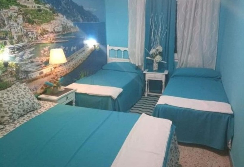 پانسیون Habitacions Can Pau Guest House