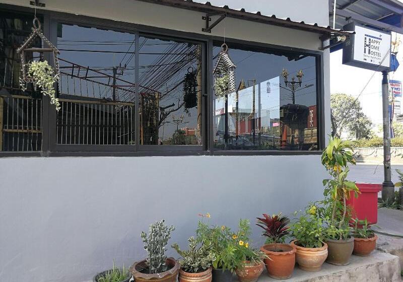 펜션 Happy Home Hostel Suvarnabhumi