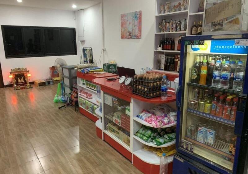 펜션 Happy Home Hostel Suvarnabhumi