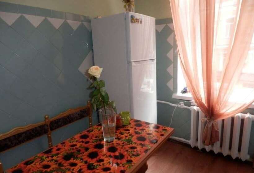 Yourhostel Arsenalnaya