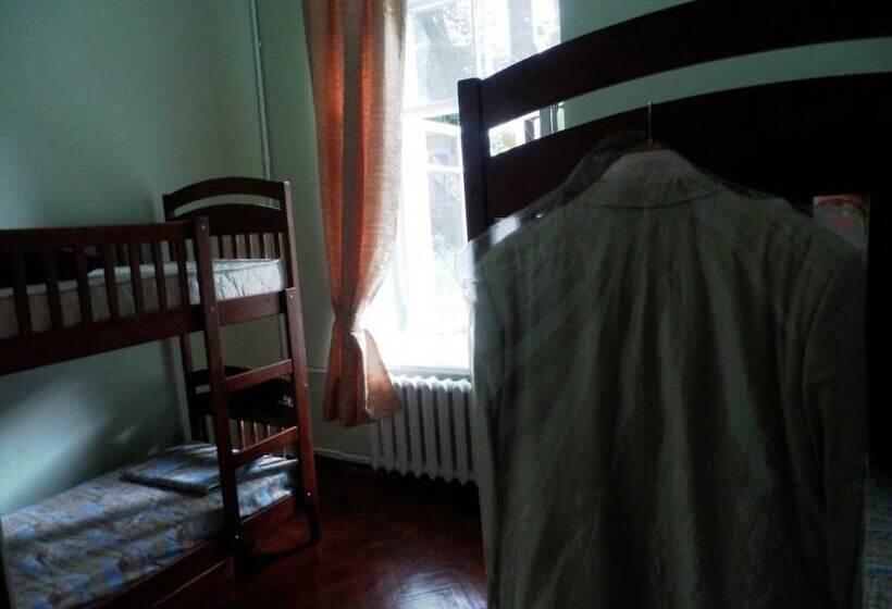 Yourhostel Arsenalnaya
