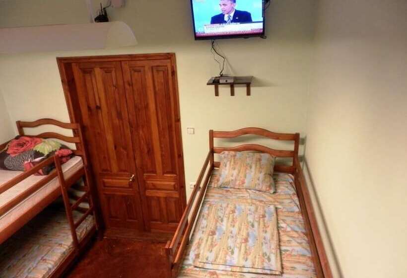 Yourhostel Arsenalnaya