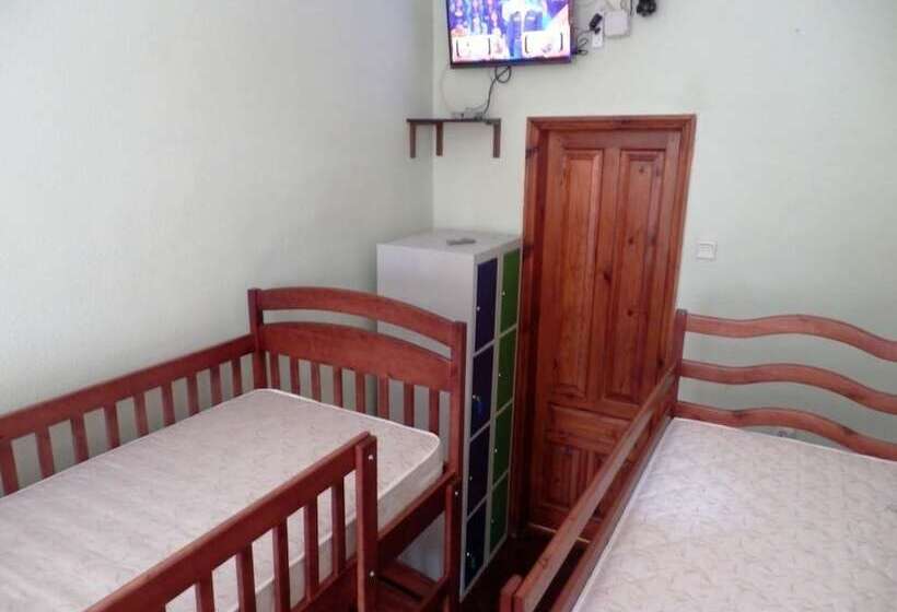 Yourhostel Arsenalnaya