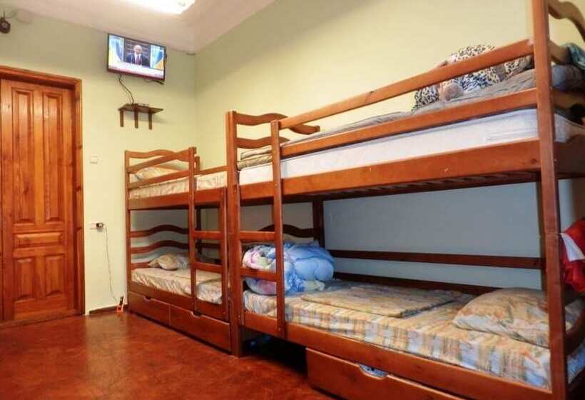 Yourhostel Arsenalnaya