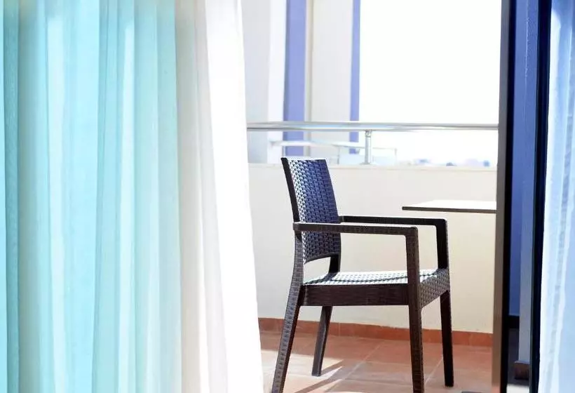 ホテル Les Orangers