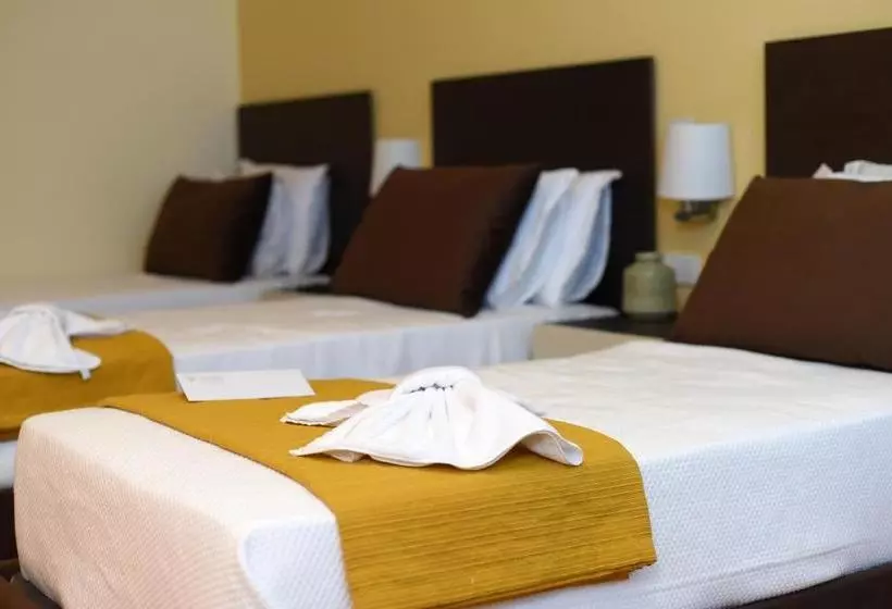 ホテル Les Orangers