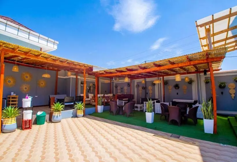 Hotelli Mount Royal Villa