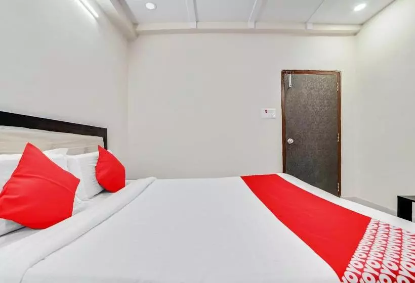 Hotelli Flagship 60526 5 Star Grand