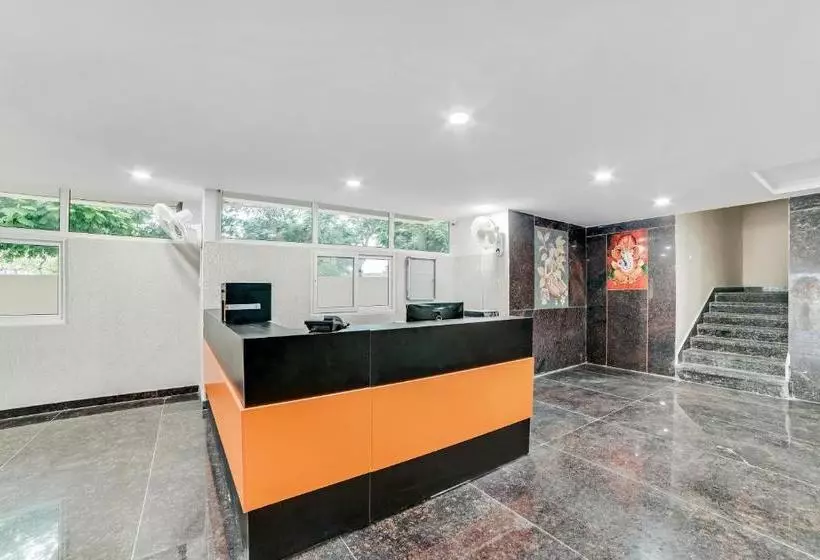 Hotelli Flagship 60526 5 Star Grand