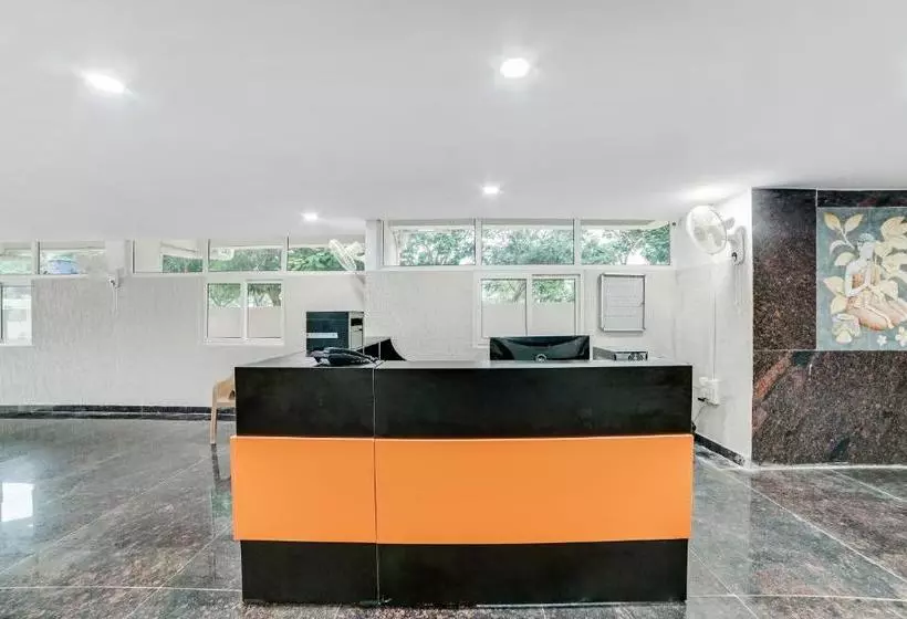Hotelli Flagship 60526 5 Star Grand