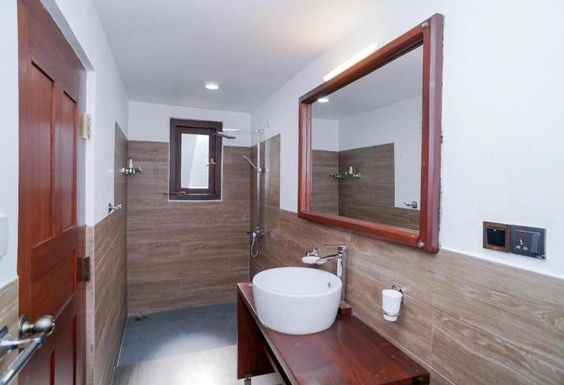 צימר Pinipahana Walauwa Resort & Villa