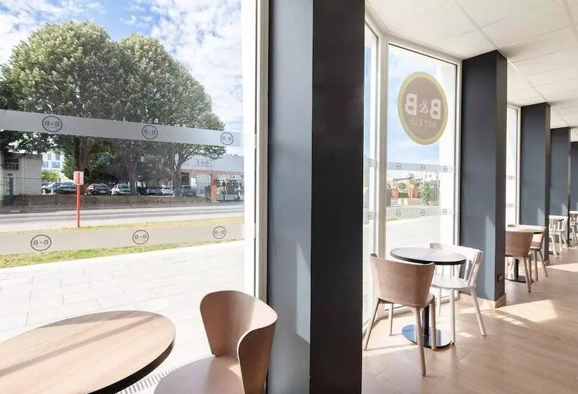 B&b Hotel Massy Gare Tgv