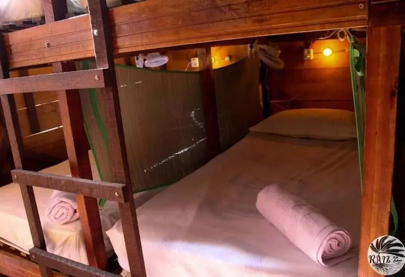 Raiz Hostel