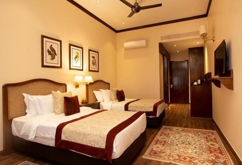 Отель Bara Bungalow, Kasauli  A Rosakue Collection