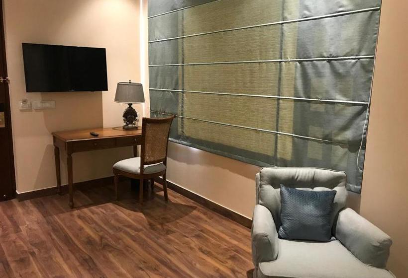 Отель Bara Bungalow, Kasauli  A Rosakue Collection