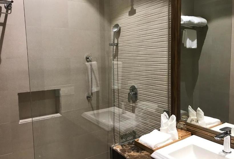 Отель Bara Bungalow, Kasauli  A Rosakue Collection